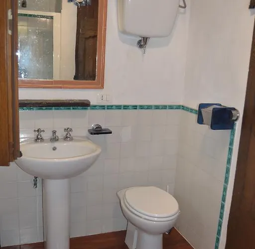 Gabolina E Turata Дом отдыха